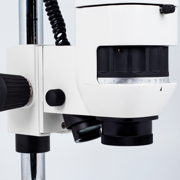 ESTÉREO MICROSCOPIO - MOTIC - K-700L