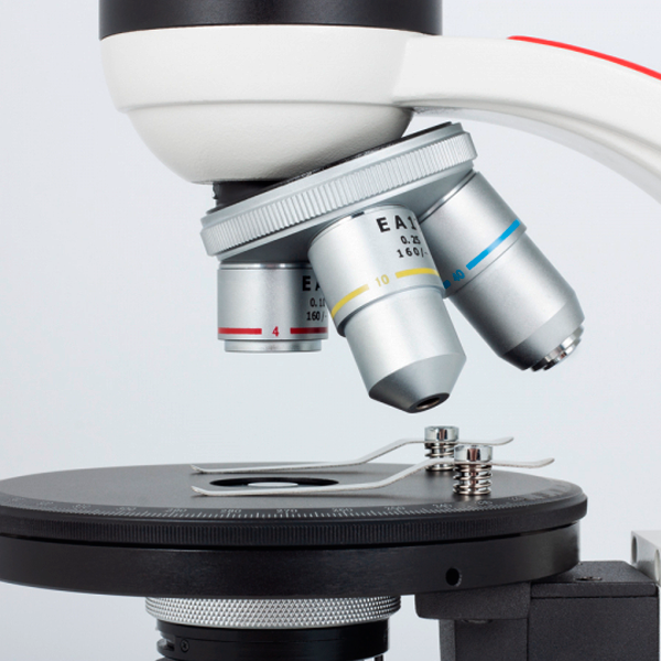 MICROSCOPIO PETROGRÁFICO MOTIC - PM-1805